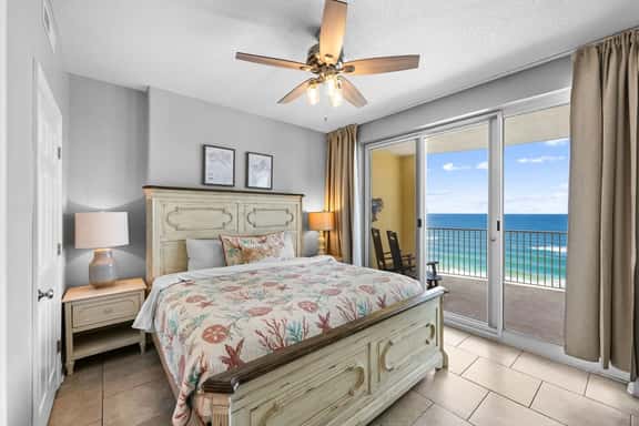 Emerald Isle Gulf front w/ Pool - Image 1