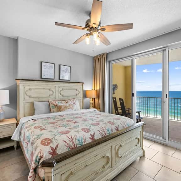 Emerald Isle Gulf front w/ Pool - Image 1