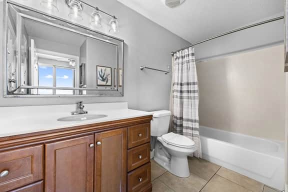Emerald Isle Gulf front w/ Pool - Image 4