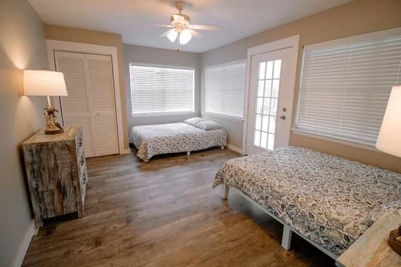 Entire Home Near Beach! - Lower Lagoon Cottage - Image 4