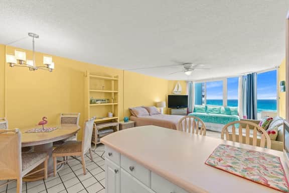 Coastal Escape - Beachfront Studio with Gulf Views - Image 2
