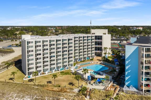 Coastal Escape - Beachfront Studio with Gulf Views - Image 5